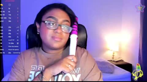 ebony__queen2 online show from June 25, 7:59 pm