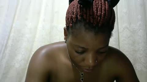 ebony_candy1998 online show from March 13, 7:09 am
