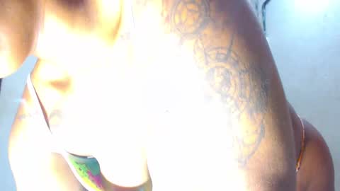 Snapshot of ebony_chayna chatting on February 7, 5:41 am chayna smith online show from February 7, 5:41 am