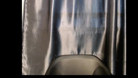 Ella online show from September 9, 1:33 pm