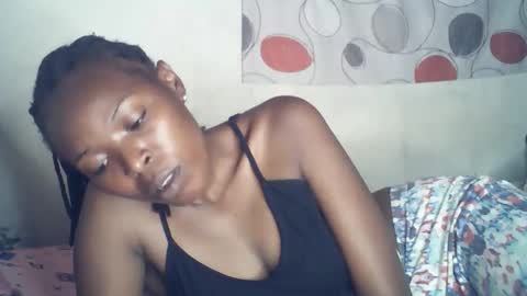 ebony_phoenix12 online show from November 13, 7:40 am