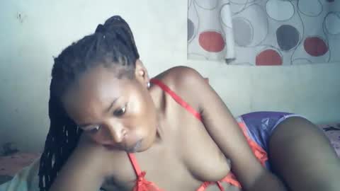 ebony_phoenix12 online show from December 15, 5:34 am