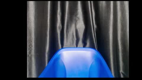 Queen online show from October 29, 11:29 pm