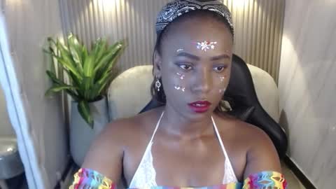 Snapshot of ebony_rose_tf chatting on October 20, 8:56 pm ebony_rose_tf online show from October 20, 8:56 pm