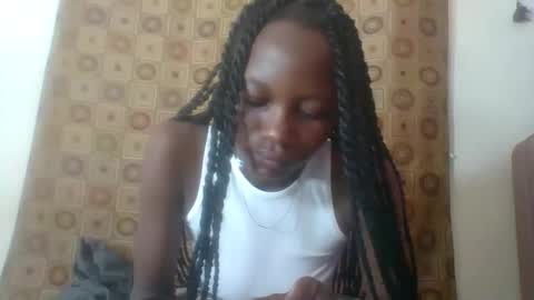 Snapshot of ebonycutegal4 chatting on February 18, 6:48 am MELLEN online show from February 18, 6:48 am
