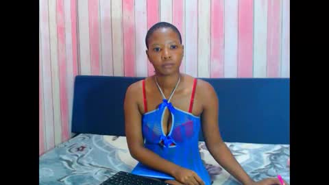 ebonyfirexx4u online show from January 11, 5:34 am