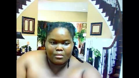 Snapshot of ebonyhotbuns4u2luv chatting on February 20, 7:08 pm ebonyhotbuns4u2luv online show from February 20, 7:08 pm