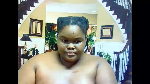 Snapshot of ebonyhotbuns4u2luv chatting on February 26, 6:40 am ebonyhotbuns4u2luv online show from February 26, 6:40 am