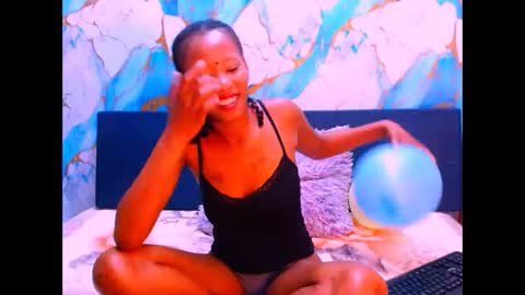 Snapshot of ebonypretty4u chatting on September 19, 7:29 am ebonypretty4u online show from September 19, 7:29 am