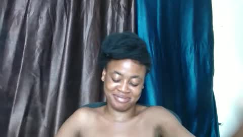 ebonypussy_xx online show from October 16, 1:19 am