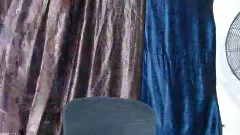 ebonypussy_xx online show from October 20, 3:15 pm