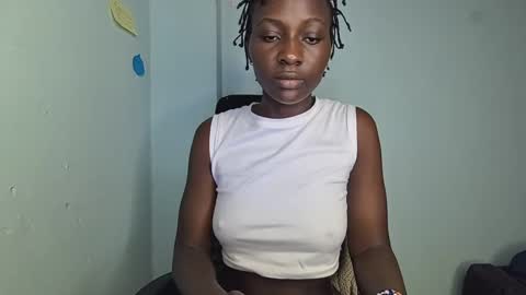 Skye online show from December 5, 7:05 am