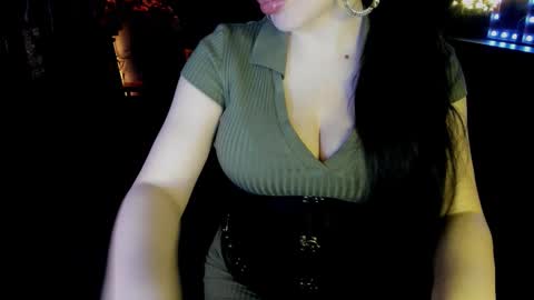 Snapshot of edgequeen69 chatting on October 15, 10:12 pm EdgeQueen69 online show from October 15, 10:12 pm