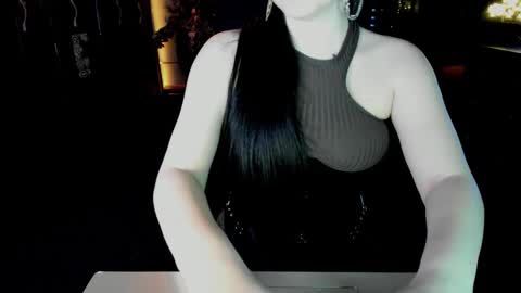 Snapshot of edgequeen69 chatting on October 17, 9:51 pm EdgeQueen69 online show from October 17, 9:51 pm