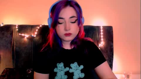 Snapshot of ediefris chatting on January 26, 10:02 pm fickle demon made of clumps of matter online show from January 26, 10:02 pm