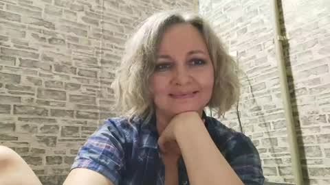 edithmanning online show from January 25, 8:21 pm