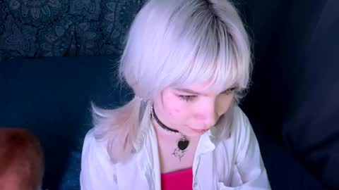 Rachel online show from December 3, 7:05 pm