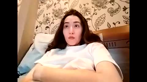 Effy online show from December 5, 4:19 pm