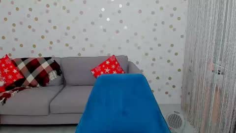 Snapshot of effyangel chatting on December 27, 6:46 am Effy online show from December 27, 6:46 am