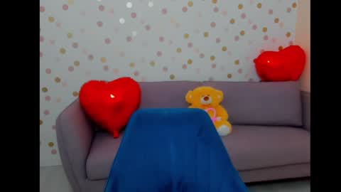 Snapshot of effyangel chatting on January 26, 6:38 am Effy online show from January 26, 6:38 am
