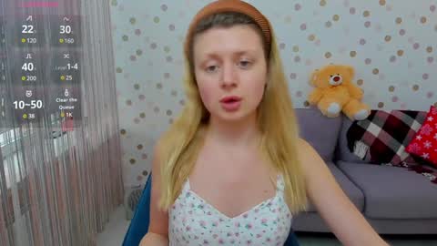Snapshot of effyangel chatting on January 7, 11:37 am Effy online show from January 7, 11:37 am