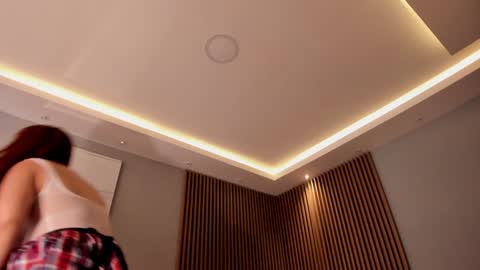 Snapshot of eilin_clio chatting on January 23, 12:30 pm Eilin online show from January 23, 12:30 pm