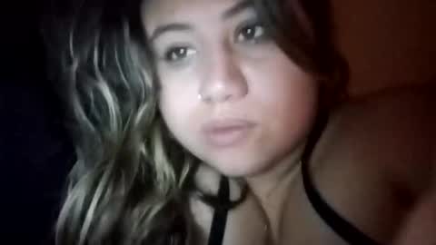 EIMY   MODEL INDEPENDENT online show from December 17, 7:45 am