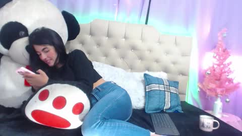 eimyy_rouse online show from January 14, 9:42 pm