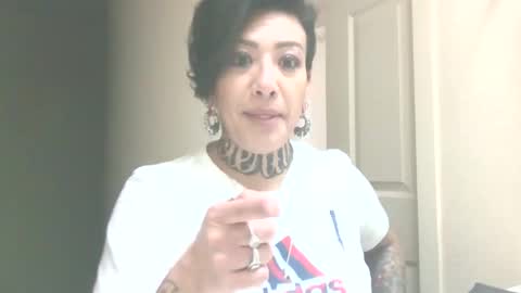 Come see about me online show from October 20, 12:35 am