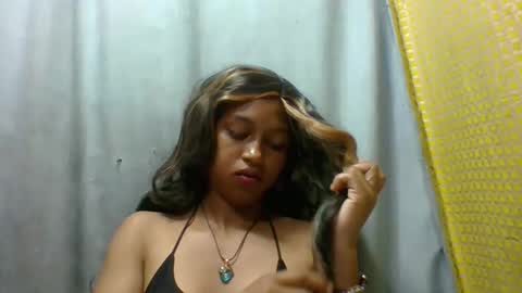 elaliealdy online show from September 20, 10:02 am