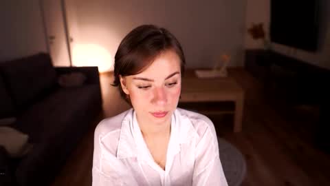 Snapshot of elannand chatting on October 10, 6:07 am ELA 3 online show from October 10, 6:07 am