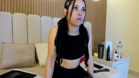Victoria online show from July 4, 2:57 pm