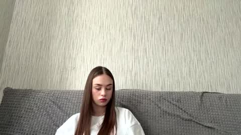 Kate online show from June 4, 2:43 pm