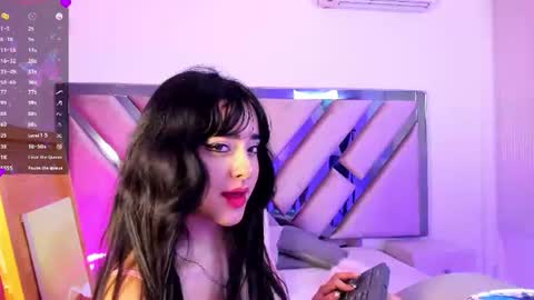 elena_tylor online show from June 14, 2:24 am