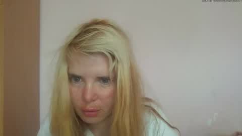 Elena online show from May 30, 3:53 pm