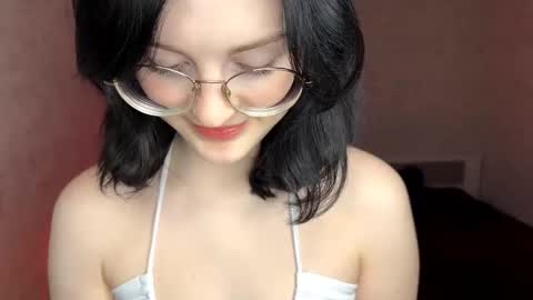 Annie PVT IS OPEN online show from March 1, 10:31 pm