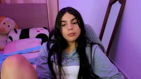 agnes online show from October 28, 8:03 pm