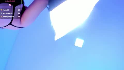 eli_heaven online show from October 23, 6:30 am