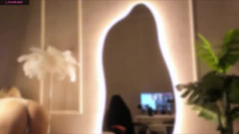 Eli online show from October 12, 8:44 pm