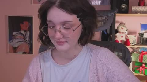 Ellie online show from November 27, 5:43 am