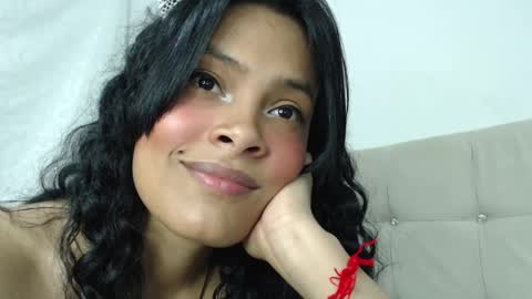 Elisa Diaz online show from February 9, 3:00 am