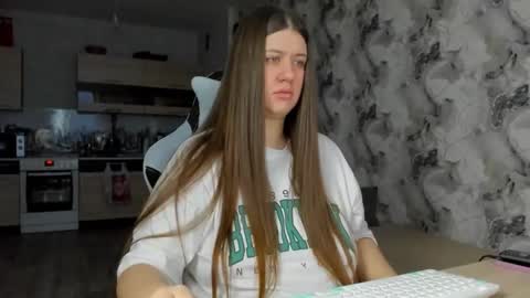 Aletta Oushen online show from November 23, 10:06 am