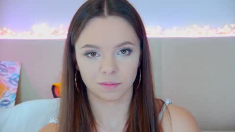 Snapshot of elisabethdavis chatting on February 24, 3:20 pm ElisabethDavis online show from February 24, 3:20 pm