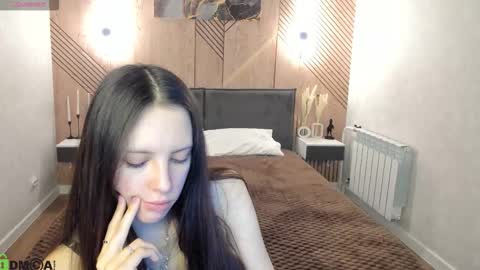 Elise online show from March 5, 1:23 am