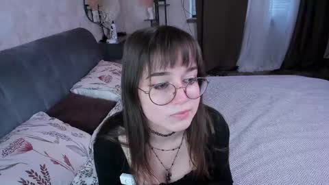 Elis online show from April 30, 8:19 am