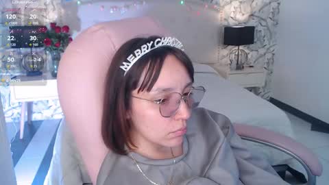 Eliza online show from November 26, 7:37 pm