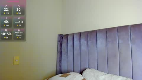Snapshot of eliza_sanz chatting on December 11, 10:49 pm My name is ElizaPVT is open online show from December 11, 10:49 pm
