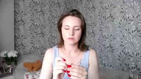 Elizabeth online show from May 24, 12:04 pm