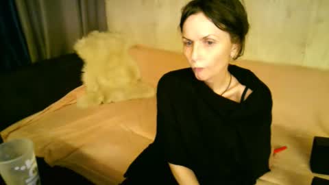 Elizabethangel online show from October 18, 8:54 pm