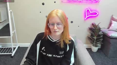 Elizabeth online show from January 17, 8:56 am